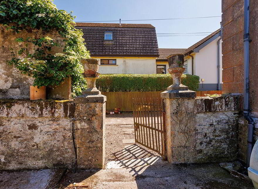 Captains Quaters, South Abbey Cottage, O'Brien's Place, Youghal, P36FN73