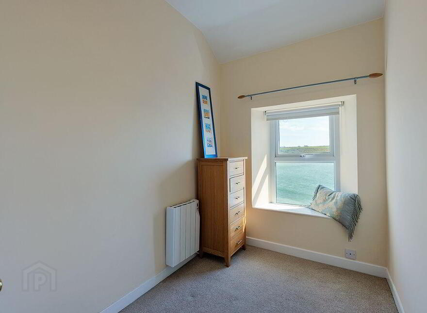 3 Clifton, Lighthouse Road, Youghal, P36PE08