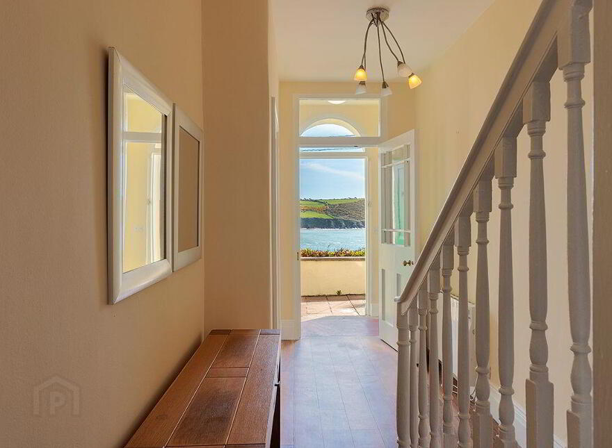 3 Clifton, Lighthouse Road, Youghal, P36PE08