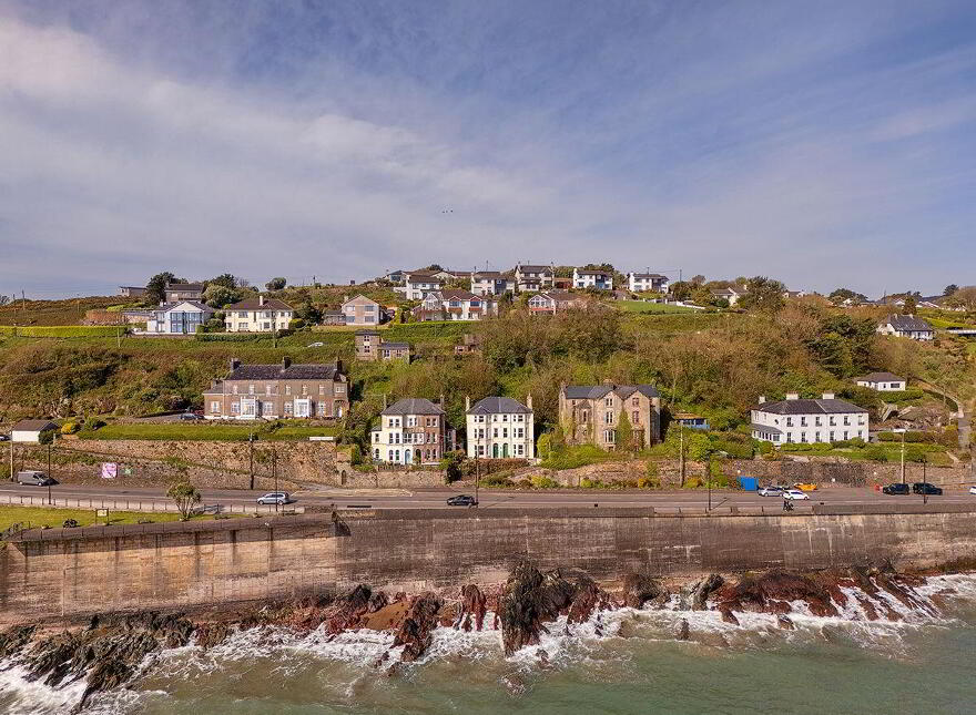 3 Clifton, Lighthouse Road, Youghal, P36PE08