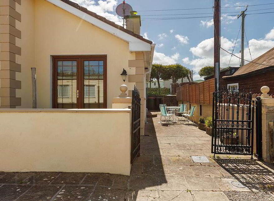 Cox's Field, Youghal, P36TN83
