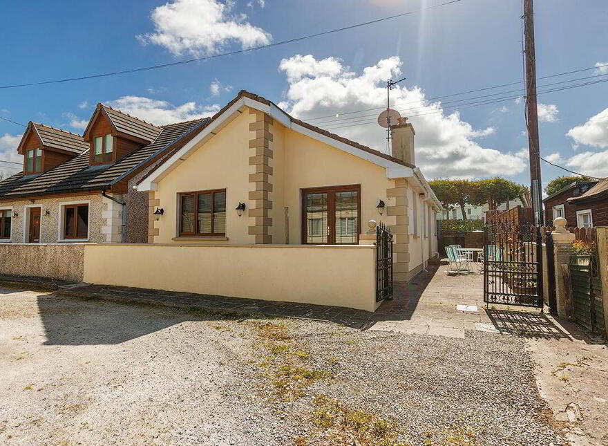 Cox's Field, Youghal, P36TN83