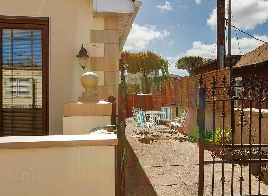 Cox's Field, Youghal, P36TN83