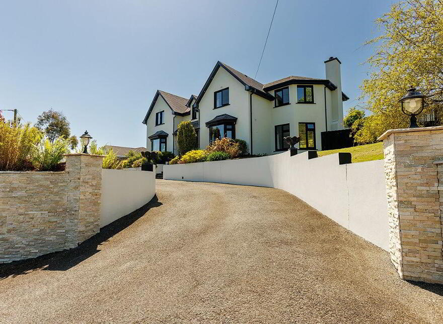Tiknock, Kinsalebeg, P36YW68