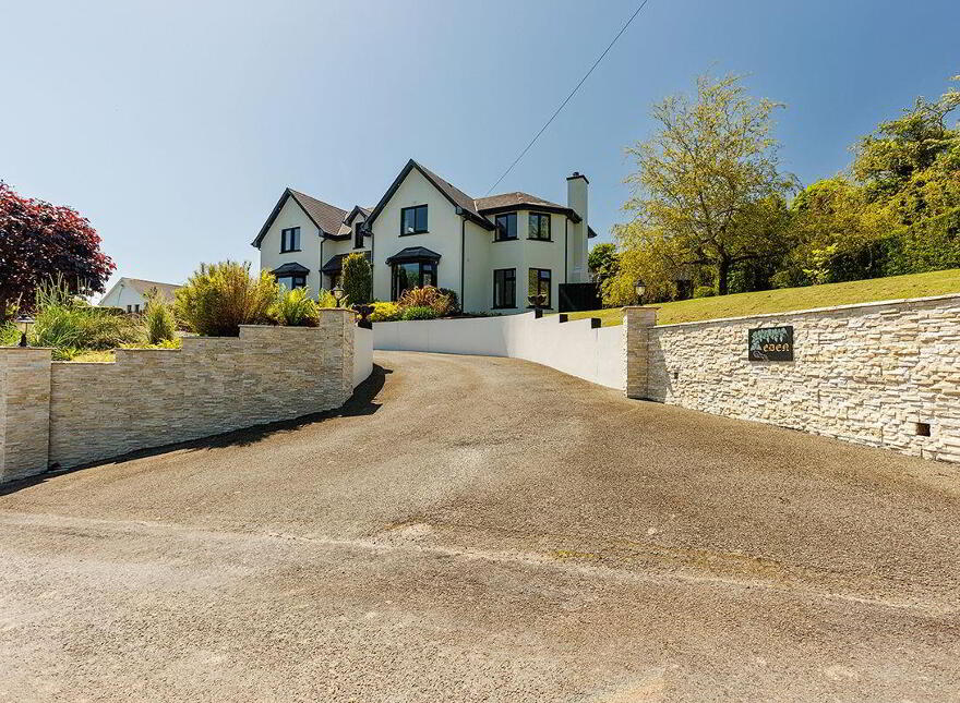Tiknock, Kinsalebeg, P36YW68