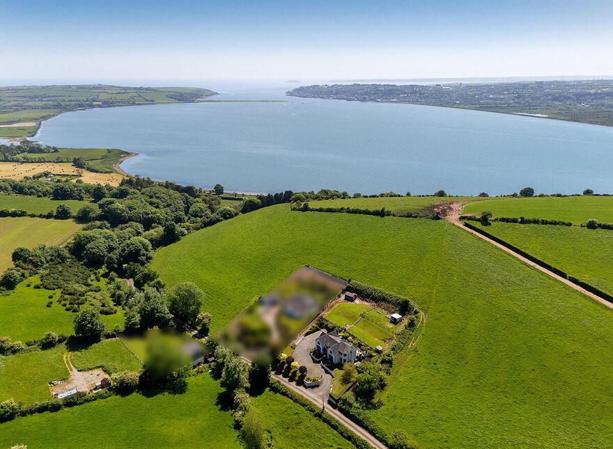 Tiknock, Kinsalebeg, P36YW68