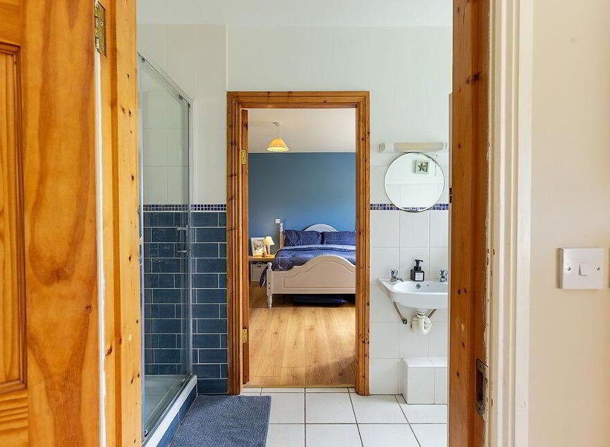 Long Acre, Dysert, Ardmore, P36W279