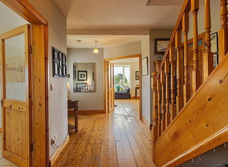 Long Acre, Dysert, Ardmore, P36W279