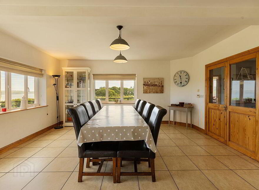 Long Acre, Dysert, Ardmore, P36W279