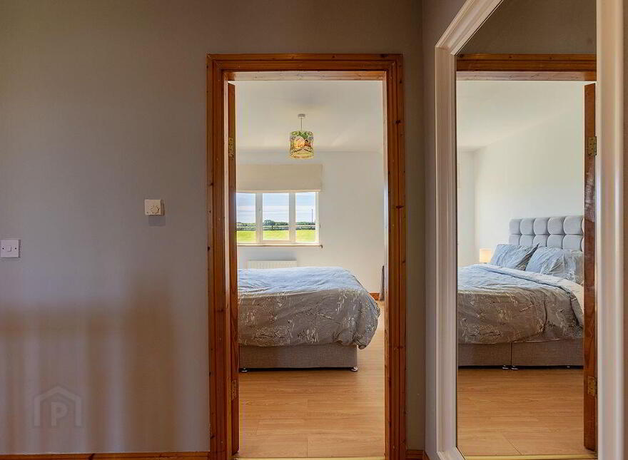 Long Acre, Dysert, Ardmore, P36W279