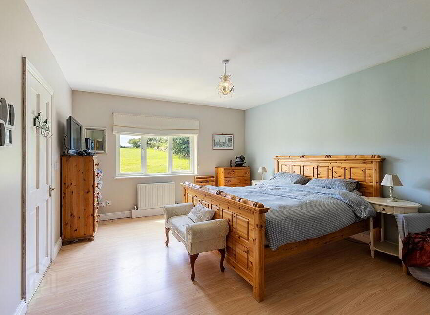 Long Acre, Dysert, Ardmore, P36W279