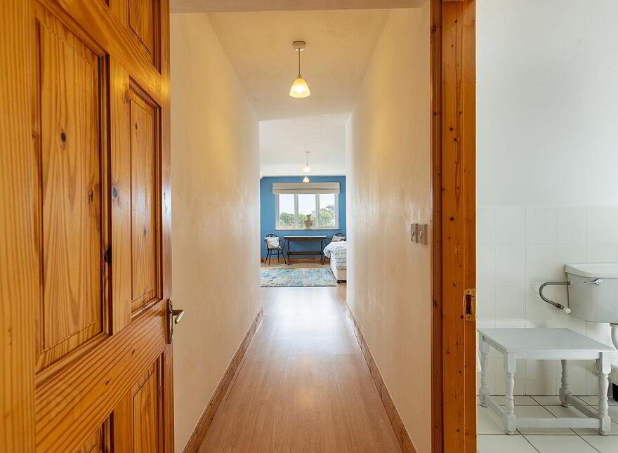 Long Acre, Dysert, Ardmore, P36W279