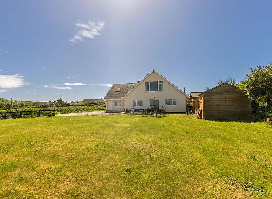 Long Acre, Dysert, Ardmore, P36W279