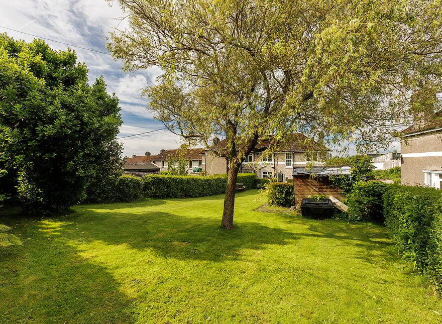 Little Haven, 9 Seafield Estate, Youghal, P36WC99
