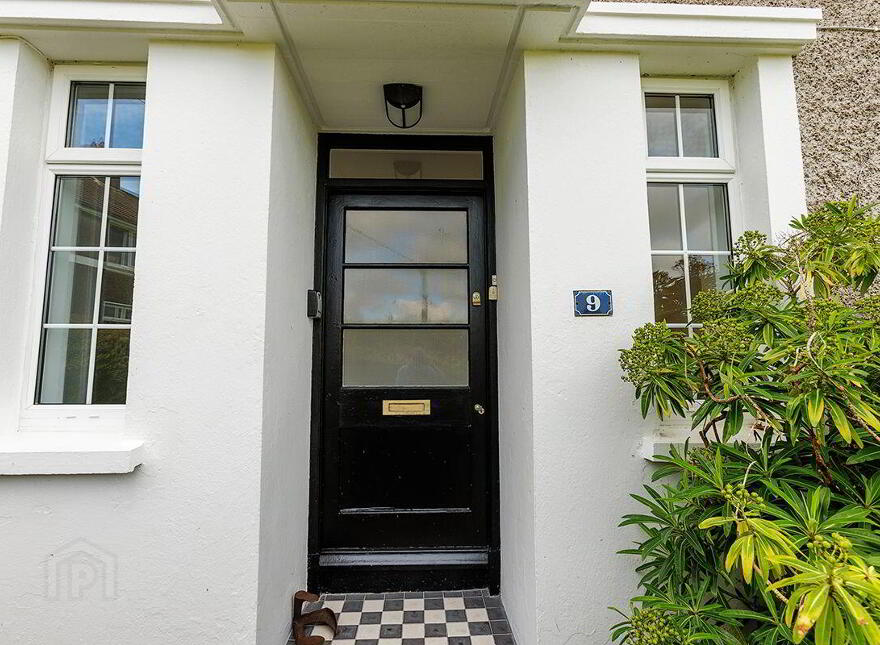 Little Haven, 9 Seafield Estate, Youghal, P36WC99