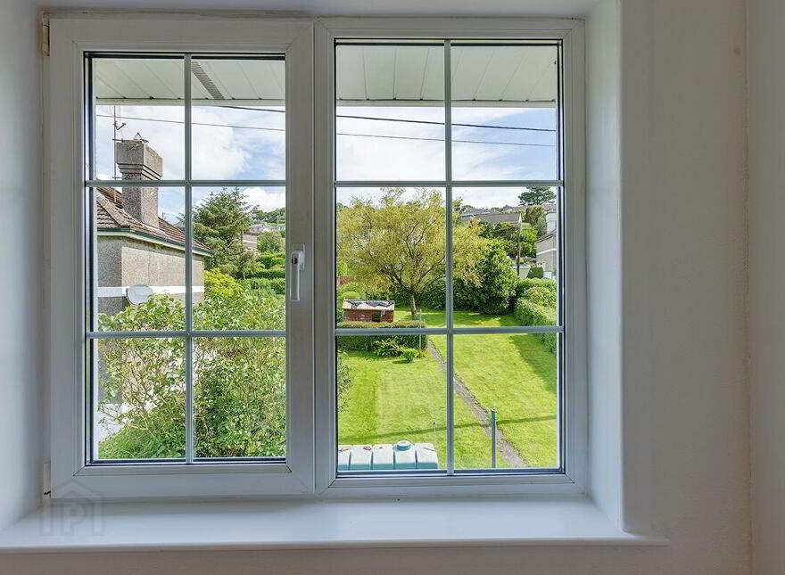 Little Haven, 9 Seafield Estate, Youghal, P36WC99