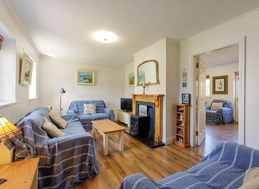 4 Dubh Carrig, Ardmore, P36E228