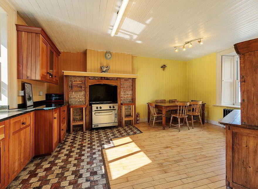 Frank's Fryer, Main Street, Lismore, P51RK35