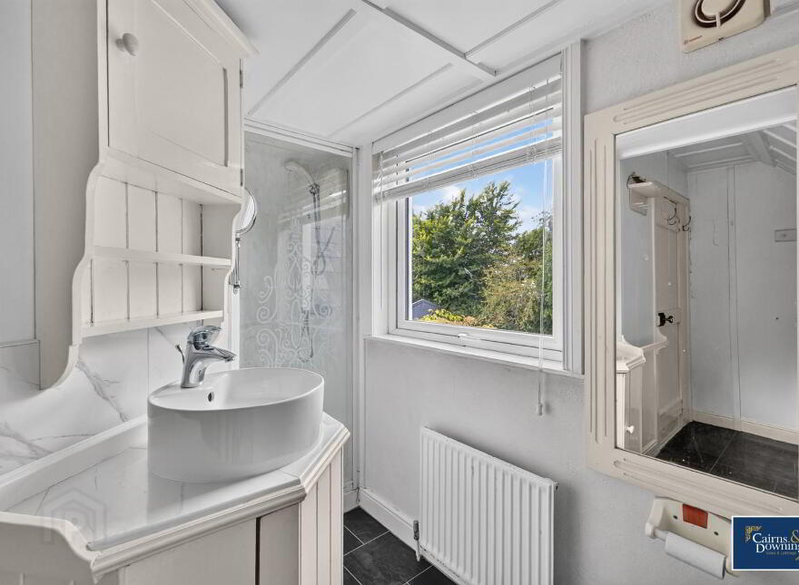 201 Lurgan Road, Dromore, BT25 1HL