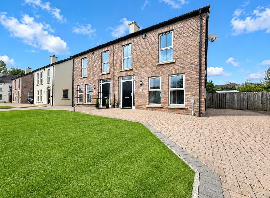 6 Marlborough Manor, Carrickfergus, BT38 7FA