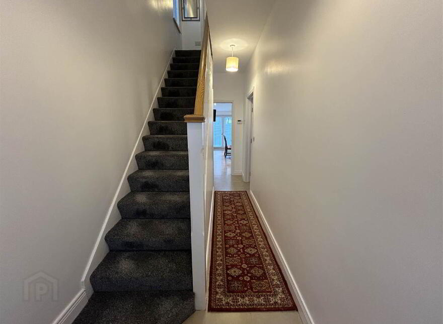 7 Kinnegar Road, Holywood, BT18 9JN