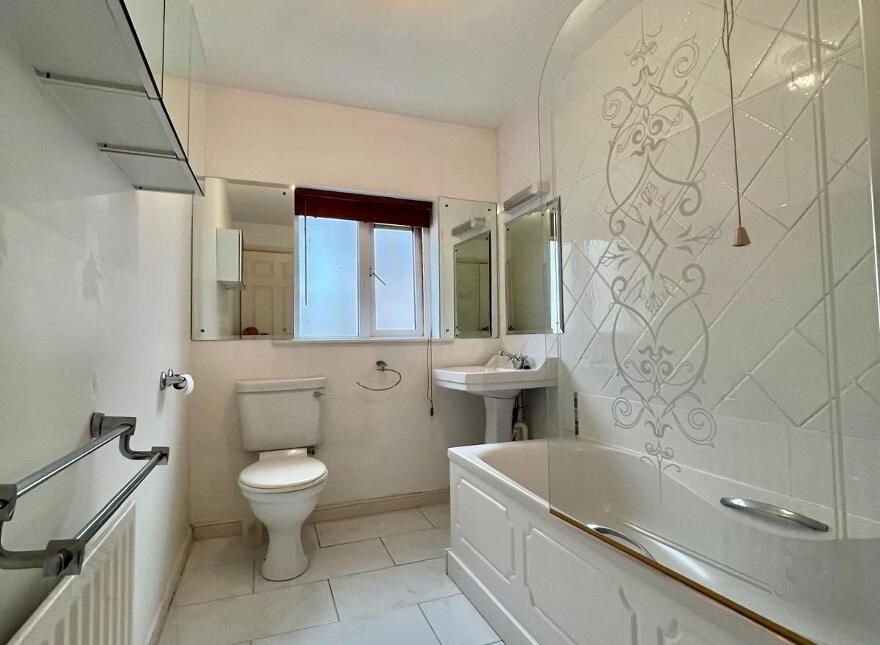 39 Gate Lodge, Castle Road, Blackrock, T12W8PE
