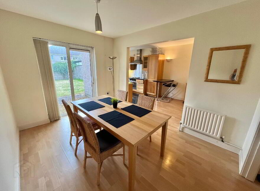 39 Gate Lodge, Castle Road, Blackrock, T12W8PE