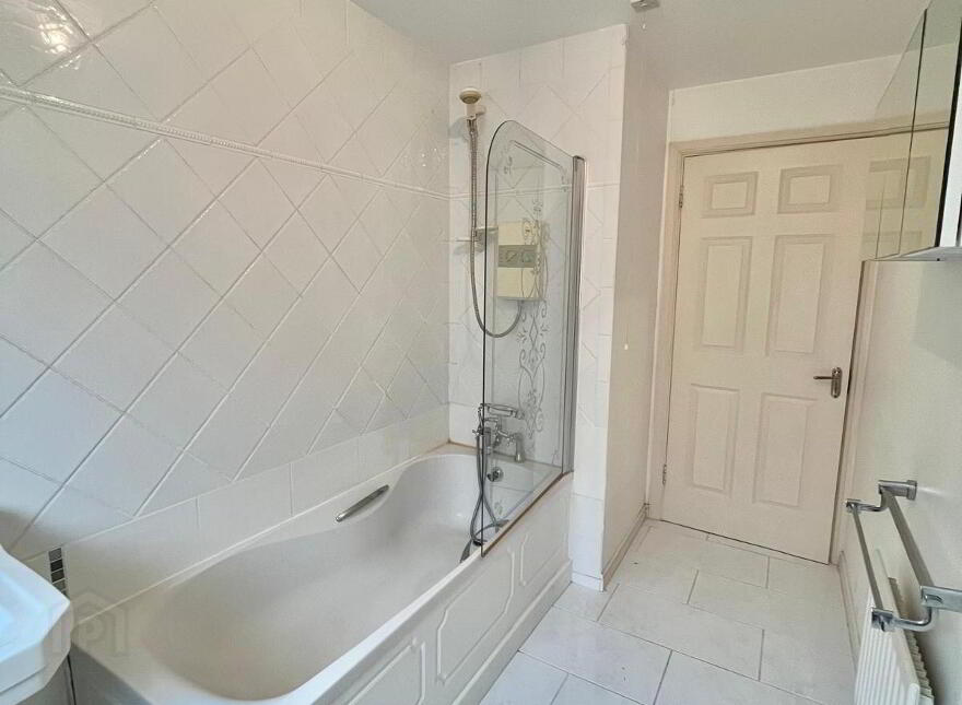 39 Gate Lodge, Castle Road, Blackrock, T12W8PE