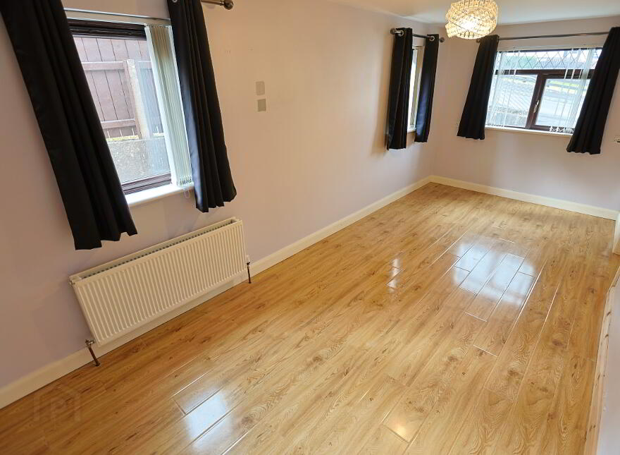 32 Shandon Park, Newry, BT34 1QD