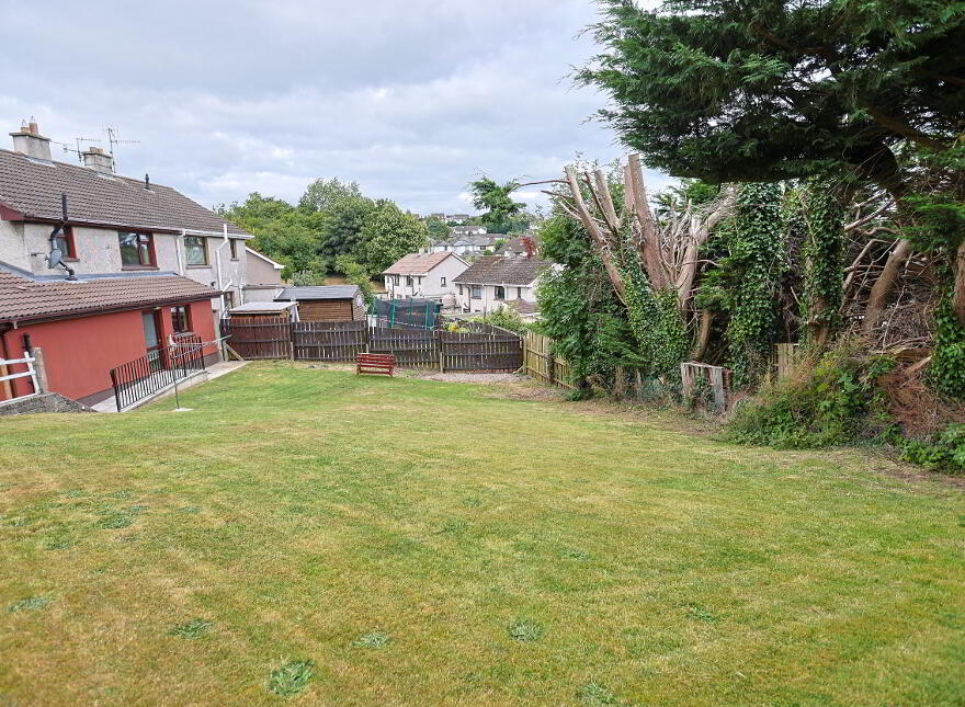 32 Shandon Park, Newry, BT34 1QD