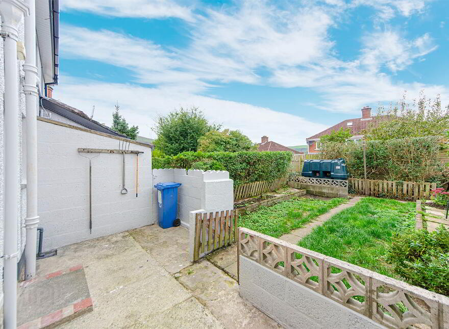 39 Twaddell Avenue, Belfast, BT13 3LE