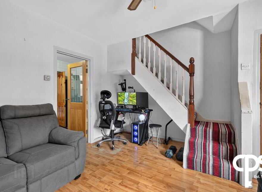 87 Iris Drive, Belfast, BT12 7BL