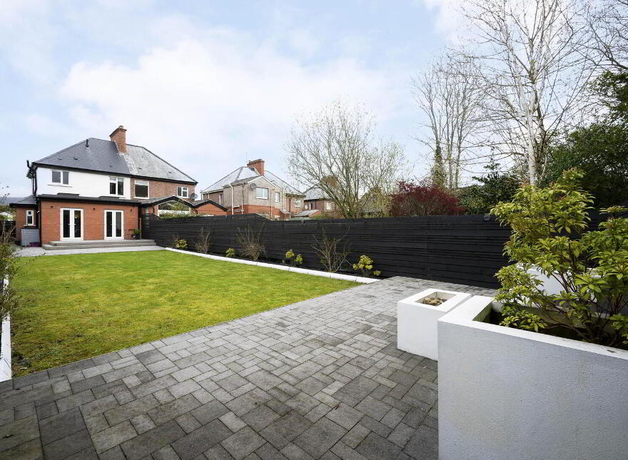 48 Upper Lisburn Road, Belfast, BT10 0AB