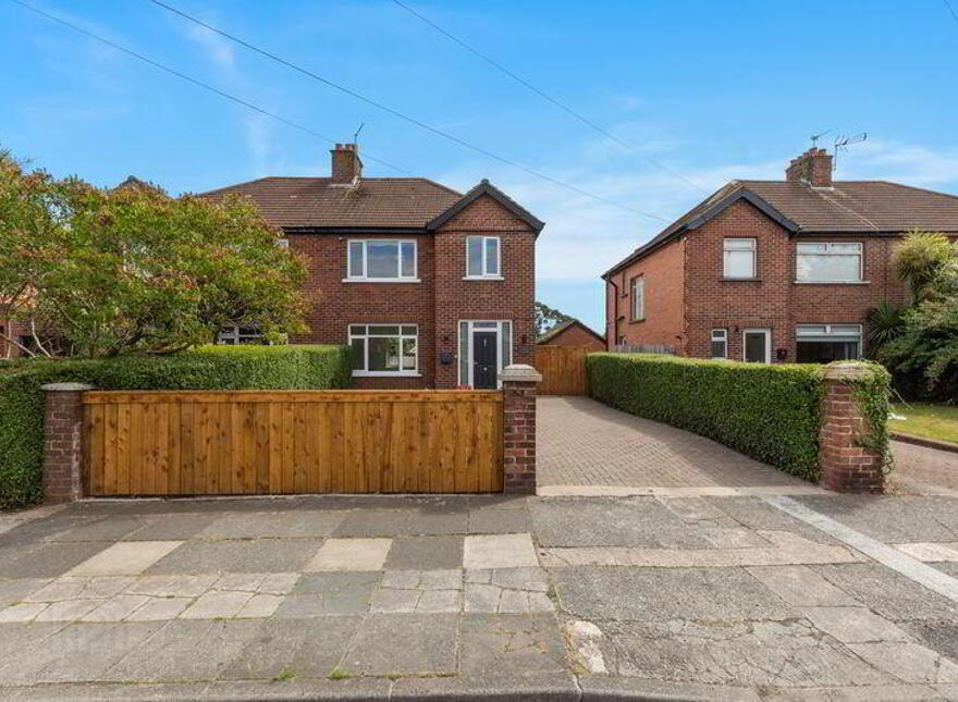 9 Springhill Road, Bangor, BT20 3NS