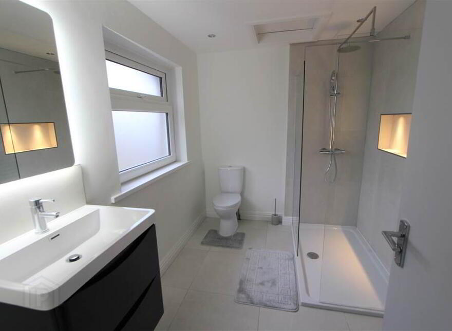 39 Rathdrum Street, Off Lisburn Road, Belfast, BT9 7GB