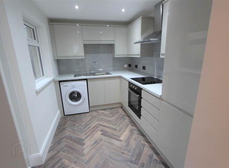 39 Rathdrum Street, Off Lisburn Road, Belfast, BT9 7GB