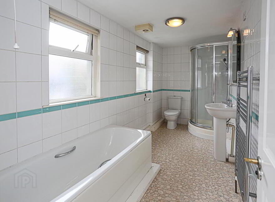 69 Downshire Road, Holywood, BT18 9LX