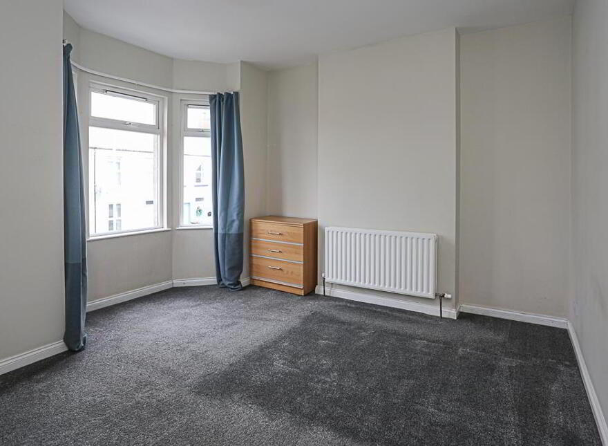 69 Downshire Road, Holywood, BT18 9LX