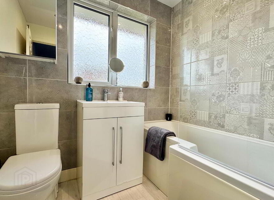 3 Crescentburn, Doagh, Ballyclare, BT39 0TT