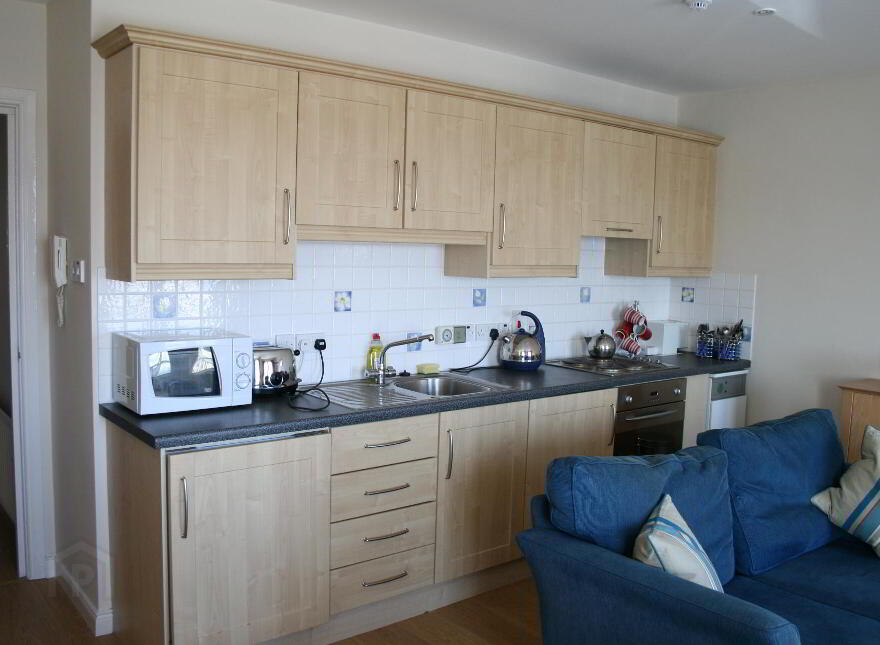 7 Sand Dune Court ( SHORT TERM LET), Sand Dune Terrace, Portrush, BT56 8AF
