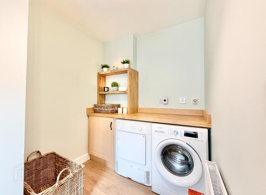 No.22 Highfield, Newtownshandrum, P56YW44