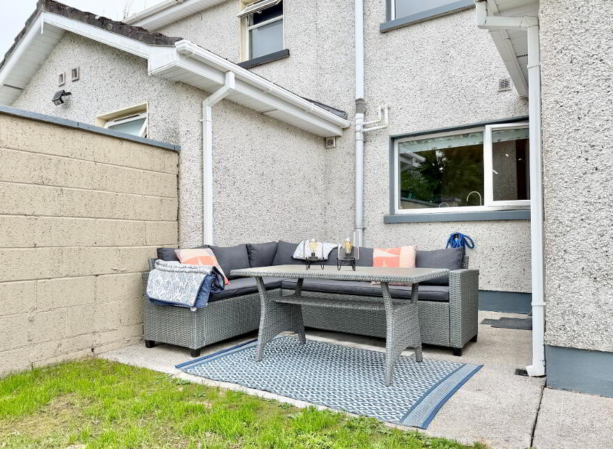 No.22 Highfield, Newtownshandrum, P56YW44