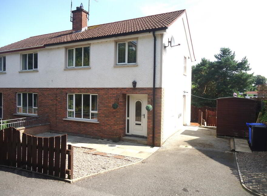 2 Ely Gardens, Coles Hill, Enniskillen, BT74 7HZ