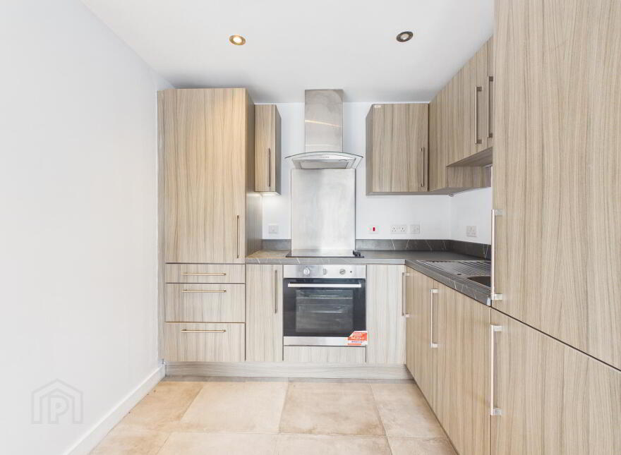35 Castlereagh Street, Belfast, BT5 4AY