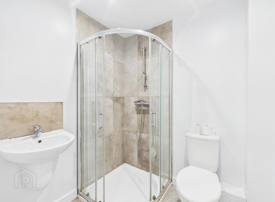 35 Castlereagh Street, Belfast, BT5 4AY