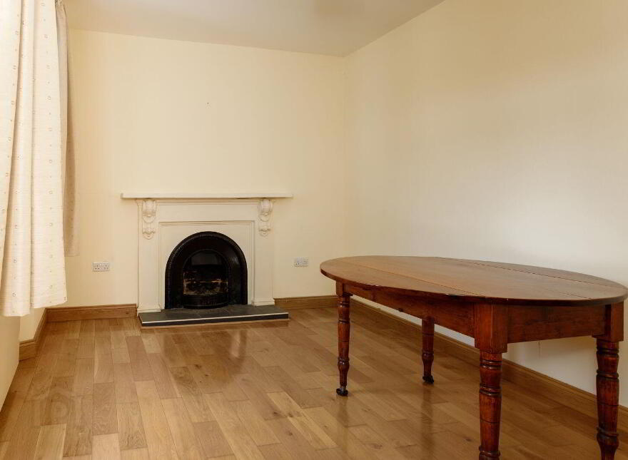 5 Bellview Place, Townsend Street, Skibbereen, P81HW99