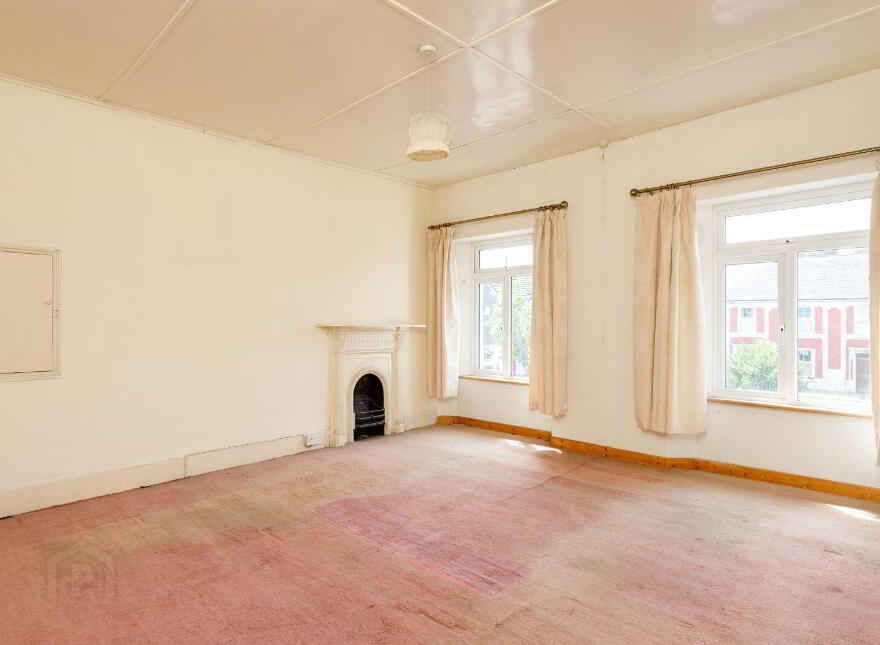 5 Bellview Place, Townsend Street, Skibbereen, P81HW99