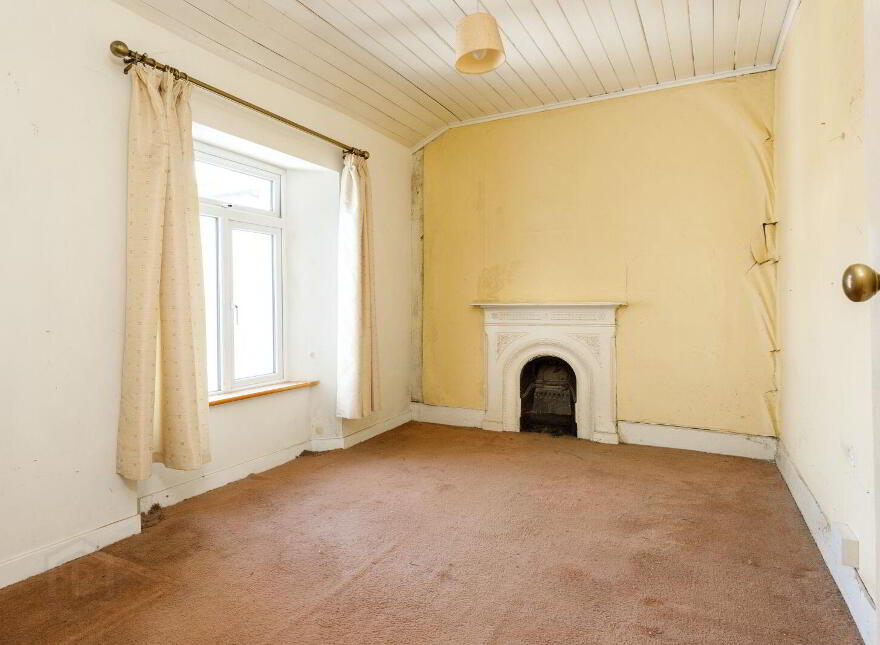5 Bellview Place, Townsend Street, Skibbereen, P81HW99