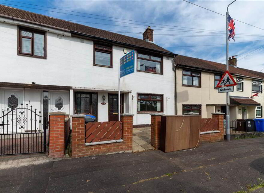 6 Benmore Drive, Finaghy, Belfast, BT10 0DQ