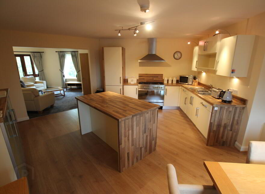 15 Knock Lochan, Killyclogher, Omagh, BT79 7GZ